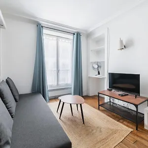 2 Pieces Confortable Metro Duroc - 6 -4p - Flat-guest , Paris France